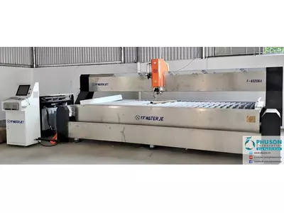Waterjet cutting machine
